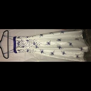 White and blue flower long dress